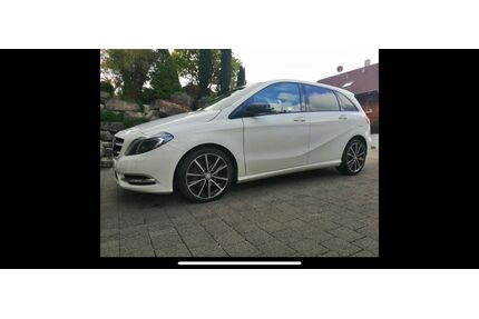 Mercedes-Benz B 180 Gebrauchtwagen