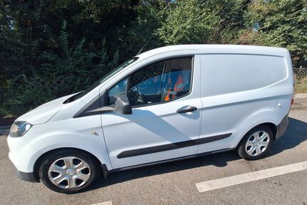 Ford Tourneo Courier Gebrauchtwagen