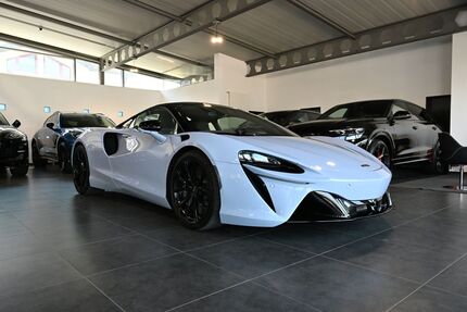 McLaren Artura Gebrauchtwagen