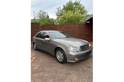 Mercedes-Benz C 180 Gebrauchtwagen