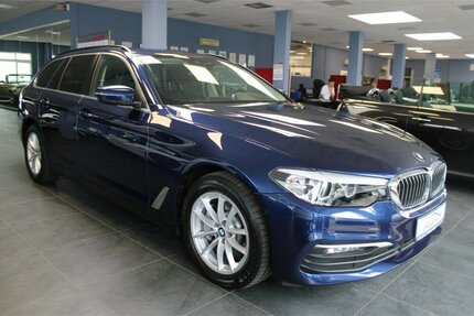 BMW 530 530i xDrive Touring - Leder - Navi - Head up - 