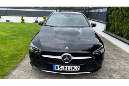 Mercedes-Benz CLA 220 Shooting Brake Gebrauchtwagen