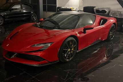 Ferrari SF90 Gebrauchtwagen