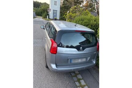 Peugeot 5008 Gebrauchtwagen