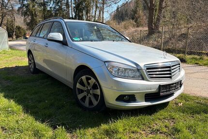 Mercedes-Benz 220 Gebrauchtwagen