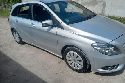 Mercedes-Benz B 180 Gebrauchtwagen