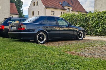 Mercedes-Benz C 180 Gebrauchtwagen
