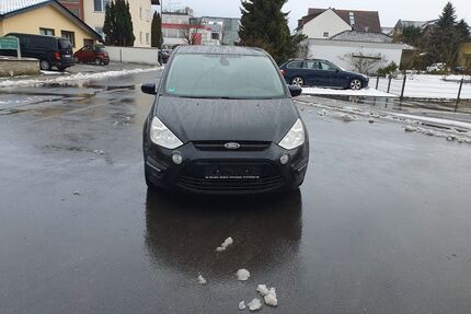 Ford S-Max Gebrauchtwagen