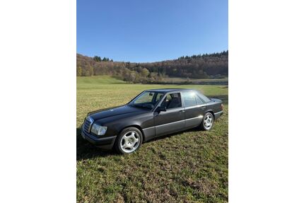 Mercedes-Benz E 230 Gebrauchtwagen