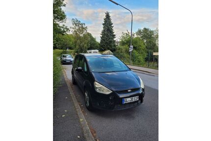 Ford S-Max Gebrauchtwagen