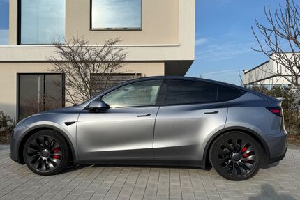Tesla Model Y Gebrauchtwagen