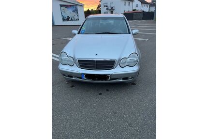 Mercedes-Benz C 180 Gebrauchtwagen