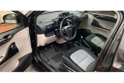 Toyota IQ Gebrauchtwagen