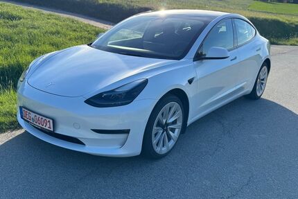 Tesla Model 3 Gebrauchtwagen