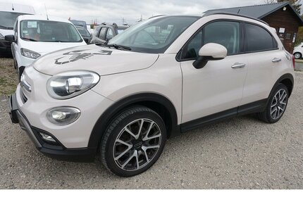 Fiat 500X Cross Plus Allrad Kamera PDC Alu 18´´ Gebrauchtwagen