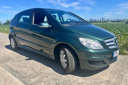 Mercedes-Benz B 180 Gebrauchtwagen