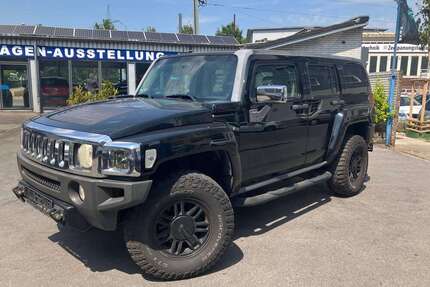 Hummer H3 