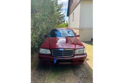 Mercedes-Benz C 180 Gebrauchtwagen