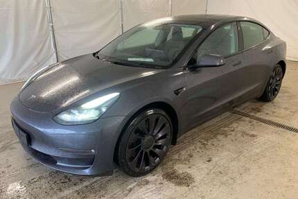 Tesla Model 3 Gebrauchtwagen