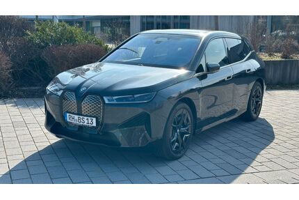 BMW iX Gebrauchtwagen