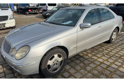 Mercedes-Benz E 320 Gebrauchtwagen
