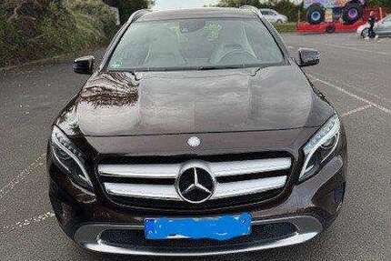 Mercedes-Benz 220 Gebrauchtwagen