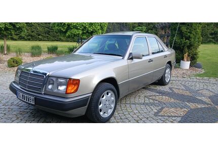 Mercedes-Benz 300 Gebrauchtwagen
