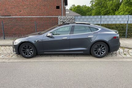Tesla Model S Gebrauchtwagen