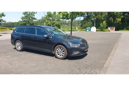 VW Passat Variant Gebrauchtwagen
