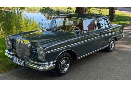 Mercedes-Benz 300 Gebrauchtwagen