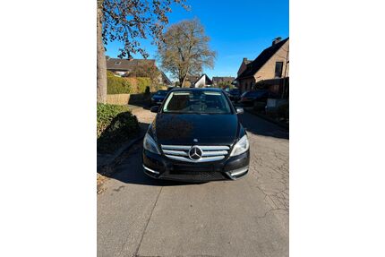 Mercedes-Benz B 180 Gebrauchtwagen
