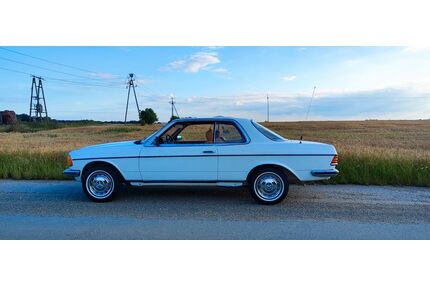 Mercedes-Benz 230 Gebrauchtwagen