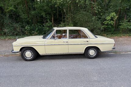 Mercedes-Benz 220 Gebrauchtwagen