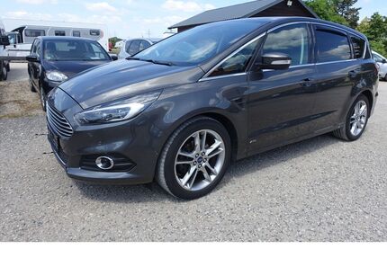 Ford S-Max Gebrauchtwagen