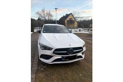 Mercedes-Benz CLA 250 Shooting Brake Gebrauchtwagen