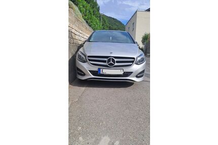 Mercedes-Benz B 180 Gebrauchtwagen