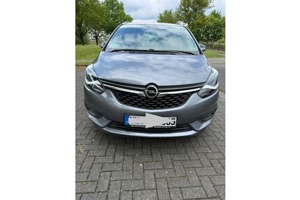 Opel Zafira Tourer Gebrauchtwagen