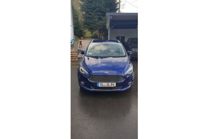 Ford S-Max Gebrauchtwagen