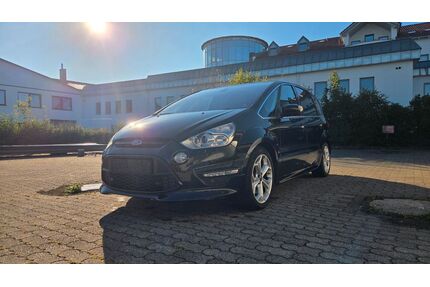 Ford S-Max Gebrauchtwagen