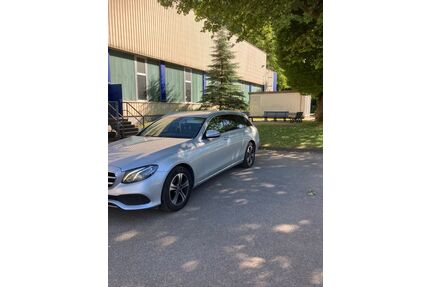 Mercedes-Benz E 220 Gebrauchtwagen