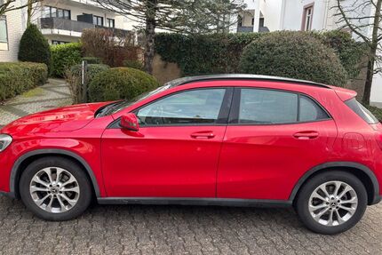 Mercedes-Benz GLA 180 Gebrauchtwagen