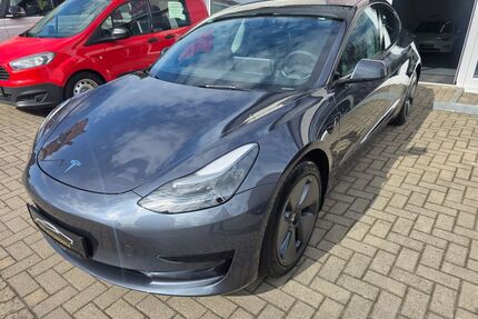 Tesla Model 3 Gebrauchtwagen
