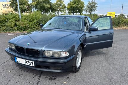 BMW 735 