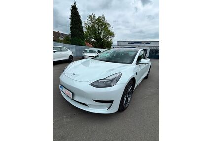 Tesla Model 3 Gebrauchtwagen