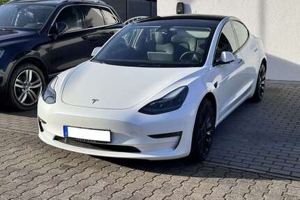 Tesla Model 3 Gebrauchtwagen