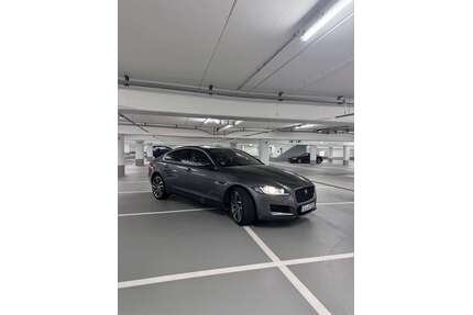 Jaguar XF Gebrauchtwagen