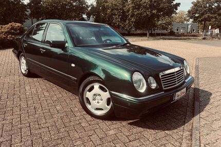 Mercedes-Benz E 240 Gebrauchtwagen