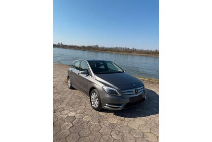 Mercedes-Benz B 200 Gebrauchtwagen