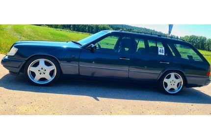 Mercedes-Benz E 200 Gebrauchtwagen