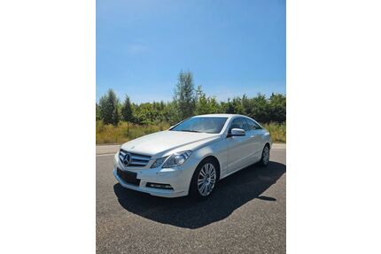Mercedes-Benz E 220 Gebrauchtwagen